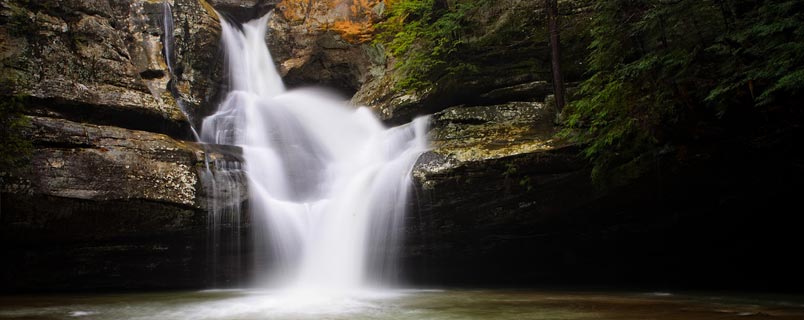 Hocking Hills attractions nearby include canoe livery, Hocking Hills Canopy Tours, state parks
